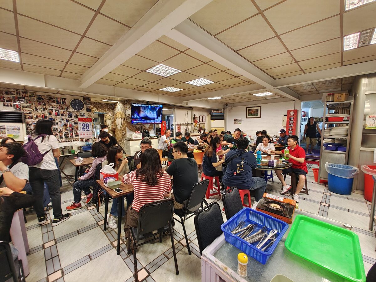 [花蓮美食]再訪欣欣麵館-不是麵店的麵店 點海鮮就對了啦^^ 花蓮海產店推薦