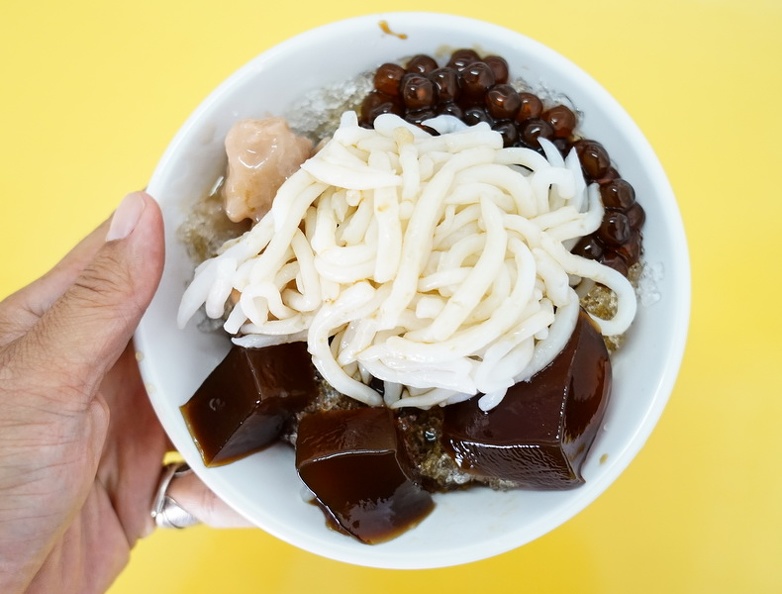 [花蓮美食]甄米苔目冰-手工製作口感好糖水香 黑糖粉粿也好吃  花蓮冰店推薦 @跳躍的宅男