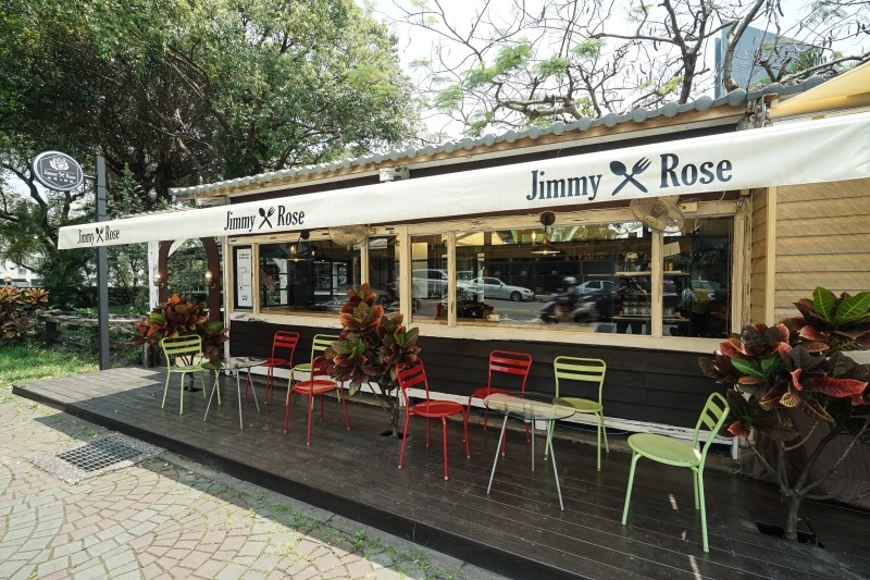 [花蓮咖啡廳]Jimmy x Rose Cafe 吉米蘿絲-鳳凰樹下的小木屋 自成一局又有點小浪漫 自製甜點&amp;烘焙咖啡豆 @跳躍的宅男