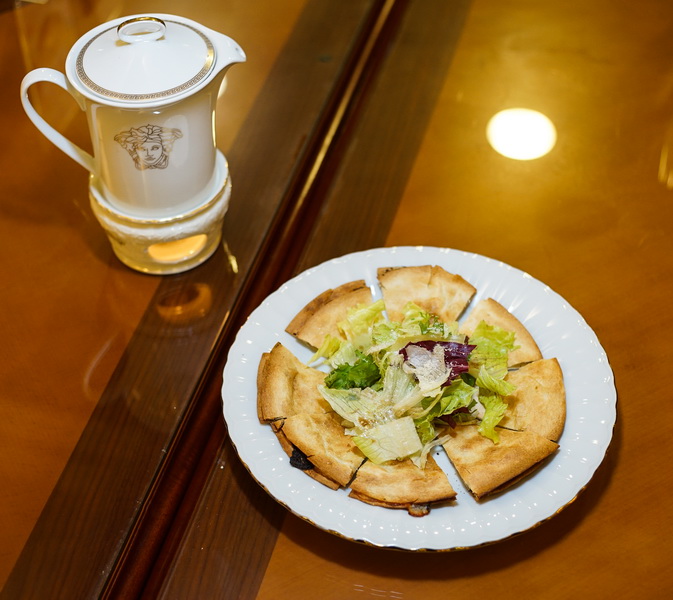 [ 台北中山區 ] 這間隱身在大樓裏的貴婦下午茶 巴洛克風格華麗奢華 收集上千件名瓷杯盤餐具 還有專人導覽 南京復興下午茶推薦-玫瑰夫人西洋茶俱樂部
