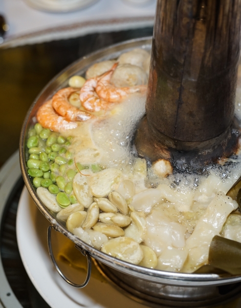 [日月潭美食推薦]富豪群渡假民宿- 台灣水果餐讓我驚艷不已 超有特色又美味 根本台灣米其林 還有滿是藝術品歐式建築木屋 花園美景 日月潭住宿推薦