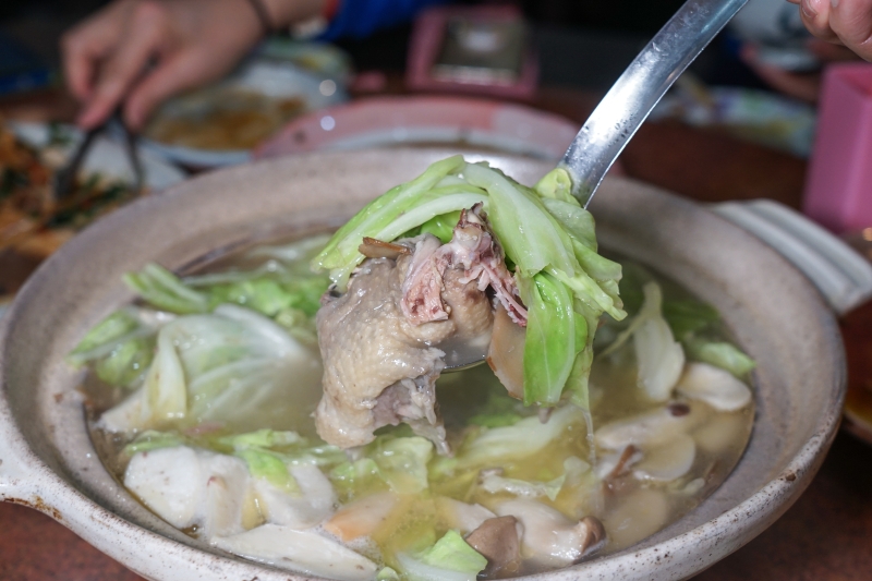 [苗栗苑裡美食]聞香下馬-食尚玩家推薦美食 這家中了化骨綿掌香魚  黑金苦瓜  悶土雞及各式盆菜 太值得一吃