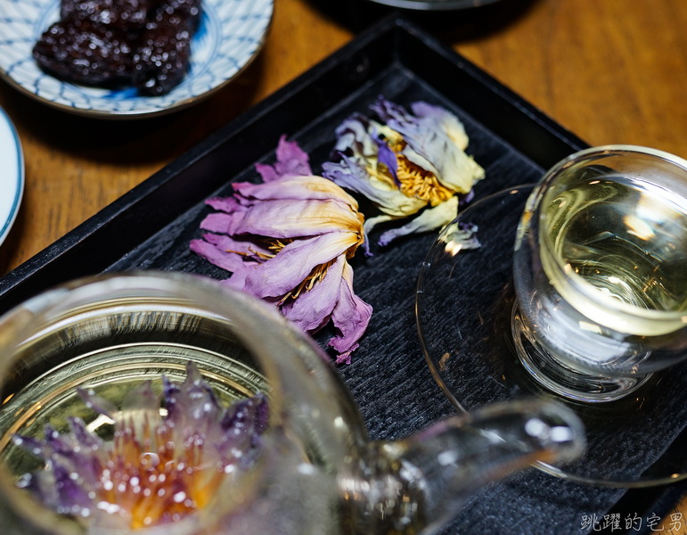 [台北大同區]桃花源緣茶館-大稻埕百年老宅  古早味拌麵竟是如此讓人回味，品嘗台灣茶文化，捷運中山站美食