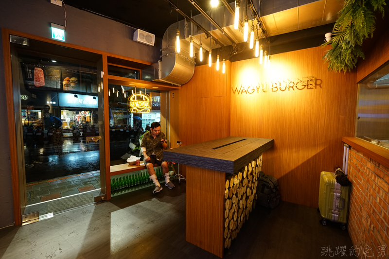 [台北大安區美食]WAGYU BURGER和牛漢堡- 100%和牛漢堡只要180元 還有生酮漢堡可以吃ㄟ 信義安和美食