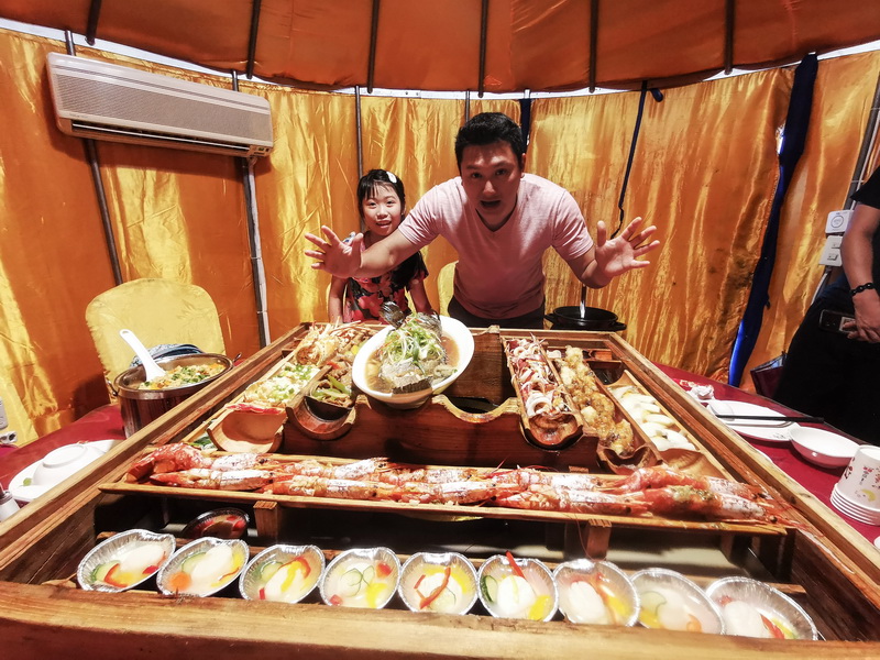 [桃園中壢美食]龍岡蒸籠宴-台灣居然也有蒙古包餐廳 吃飯經驗超特別  蒸籠宴不只有清蒸海鮮 南瓜炊飯超合我的味 親子遊戲區/停車場