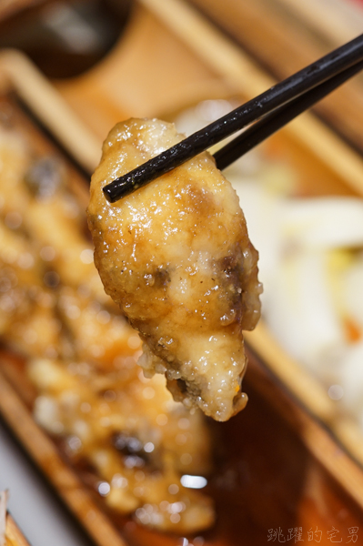 [桃園中壢美食]龍岡蒸籠宴-台灣居然也有蒙古包餐廳 吃飯經驗超特別  蒸籠宴不只有清蒸海鮮 南瓜炊飯超合我的味 親子遊戲區/停車場