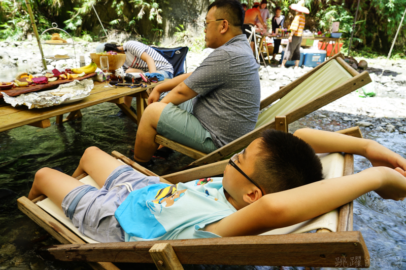 台灣最浮誇下午茶!! 花蓮溪畔餐桌  峽谷浮誇盪鞦韆   腳踏清澈溪流吃美味料理 專人服務不用動手享受花蓮最美風景 極致貴婦下午茶就在這了 姐妹閨密聚會親子活動超讚!