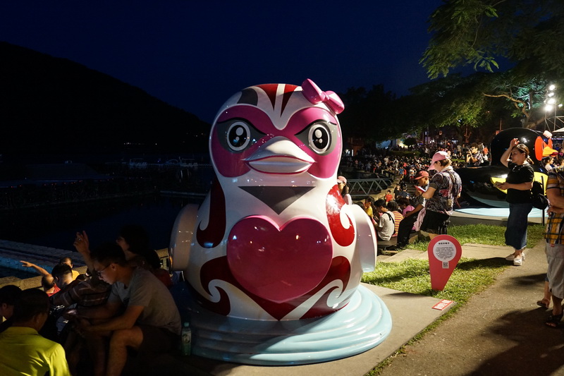 [花蓮暑假活動]花蓮山水實景真人實境秀就在鯉魚潭 璀璨魔法花園水舞劇場 真人表演 讓你留下不一樣花蓮印象