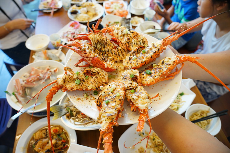 花蓮海鮮吃起來!!! 花蓮這5家海產店不能不吃 本港海鮮超新鮮   口袋名單龍蝦鮮魚什麼都有!! 明碼標價沒壓力  花蓮美食懶人包 花蓮海產店推薦 花蓮美食影片