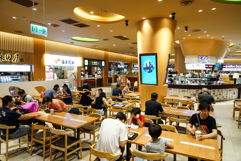 [林口美食]鳥開親子丼台灣店-連續五年日本金賞獎親子丼 首間海外分店就在台灣  難忘美味必須再來吃 林口三井美食 新北美食