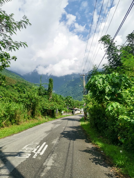 [花蓮vlog][花蓮景點] 夏天不玩水要幹嗎!!! 花蓮在地人玩水勝地 砂婆噹溪&水源地  離花蓮市區不遠唷 附上交通資訊 (花蓮影片)