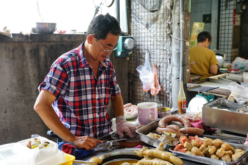 [台南鴨母寮市場美食]80年無名熟肉攤-傳統台南小吃，好多沒看過的古早味小吃 台南美食 在地人推薦美食