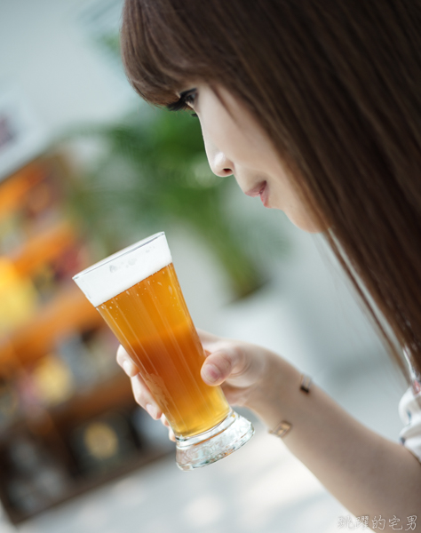 台南包車推薦 經典台南半日遊、一日遊~輕鬆自由行，熱門打卡景點一次玩到，中港國際台南包車價位便宜、專業司機帶你深度玩府城