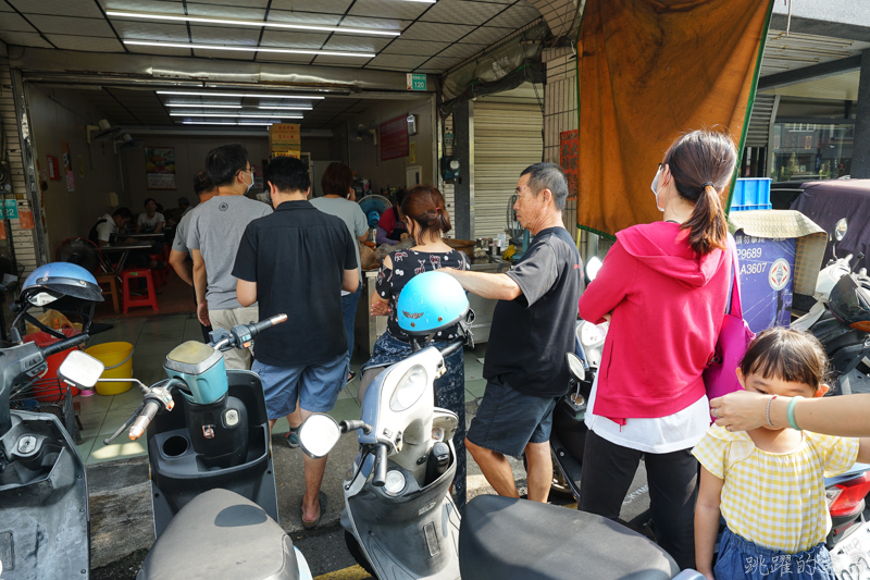 [台南住宿]窩好宅-漫步老古石街，台南百年老宅民宿，老味道中有著舒服住宿環境，還能泡澡讓身心放鬆  銘仔現撈海產處女蟳超厲害台南民宿 台南中西區住宿