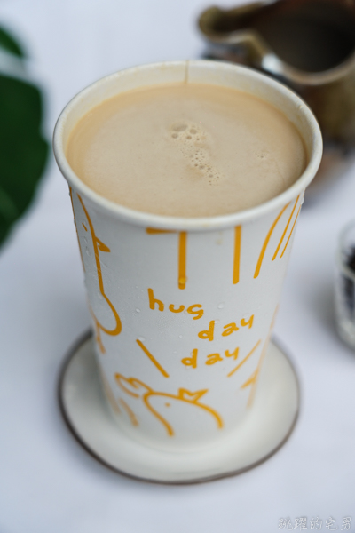 [台北市政府手搖飲]﻿好爹爹hugdayday-大推柳橙綠茶 楊枝甘露 招牌奶茶根本就是香港來的吧 4種烈奶茶品嘗各種不同滋味變化  北海道乳脂滋味果然不同  信義區飲料店推薦 信義區網美手搖飲