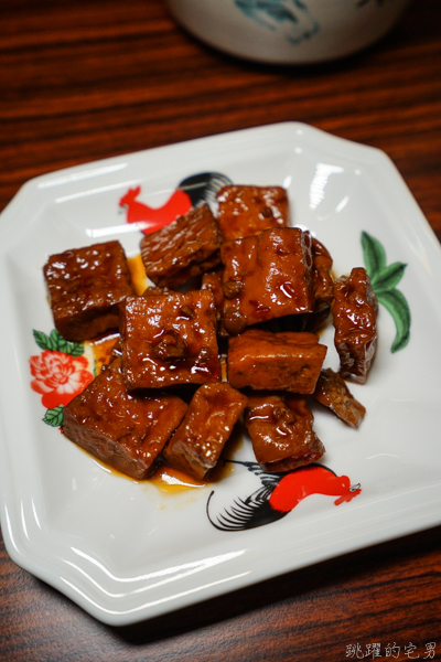 [花蓮美食][影片]黑點師魯肉飯-花蓮也有蚵仔魯肉飯  還是我喜歡的南部口味 蚵仔真新鮮! 還開到晚上12點!  花蓮宵夜 花蓮滷肉飯 花蓮市美食