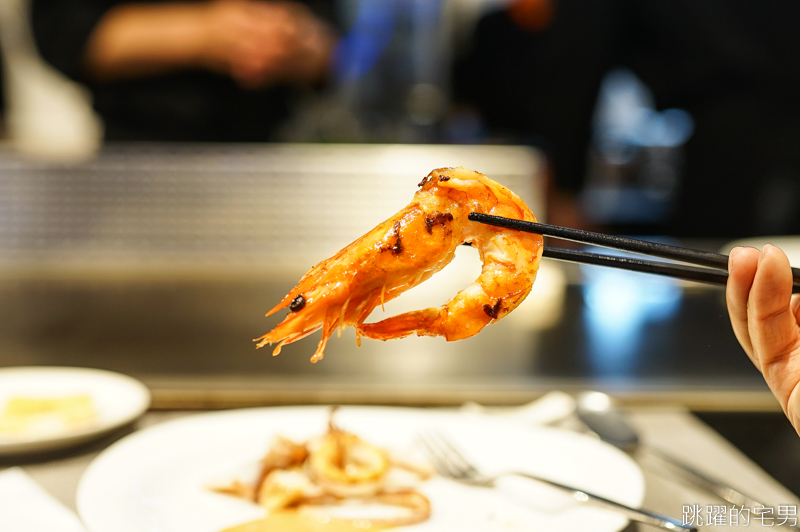 [花蓮新天堂樂園美食]樂山海探索鐵板料理-濃湯飲料冰沙無限提供 下午不休息還更便宜 豪華海鮮搭配伊比利豬 還有包廂可以用 花蓮鐵板燒  花蓮美食 貨櫃星巴克旁