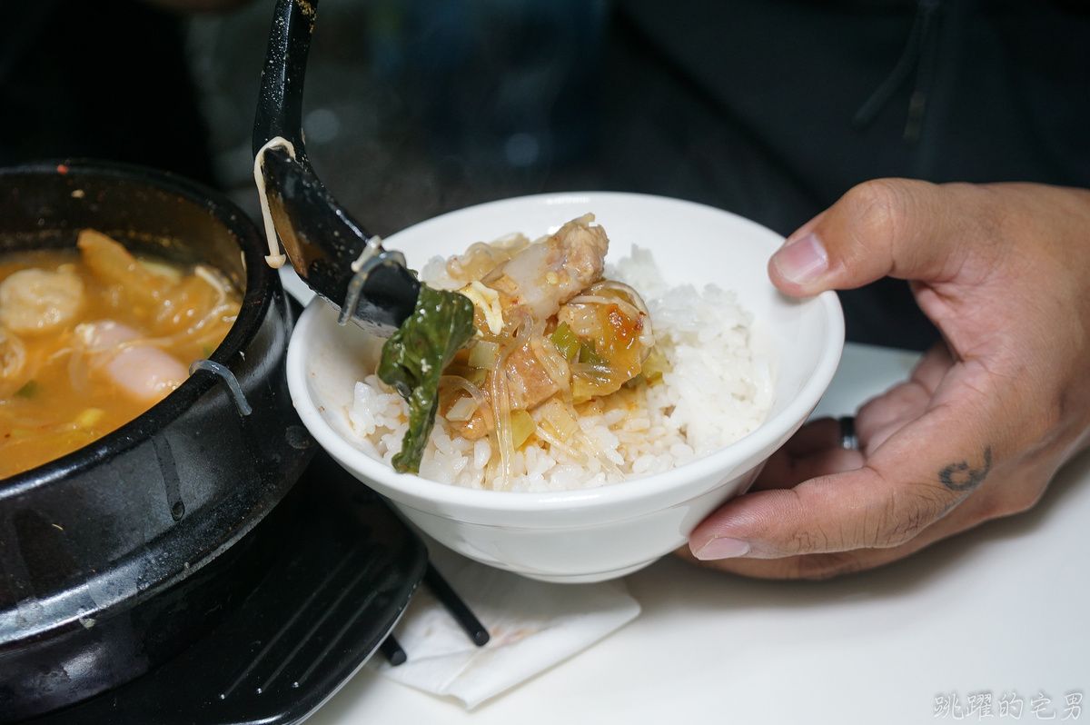 [花蓮美食][影片]俗擱大碗 這家老闆太佛心 雙主菜便當居然只要80元! 雞腿豬腳給他併下去  韓國泡菜鍋100元 花蓮高C/P值小吃  花蓮便當推薦  大稻埕肉羹