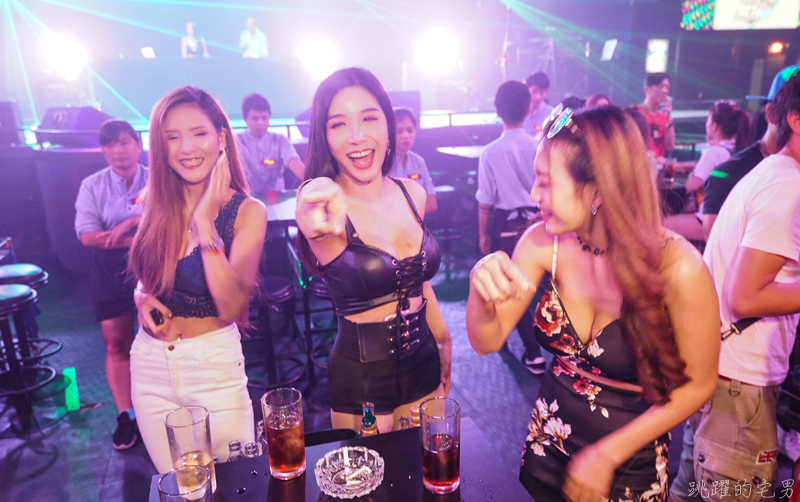 [芭達雅夜生活]Spark Pattaya-芭達雅大型夜店 現場Live Band  還有EDM DJ嗨翻全場  啤酒暢飲 生日派對 畢業旅行活動 芭達雅夜店