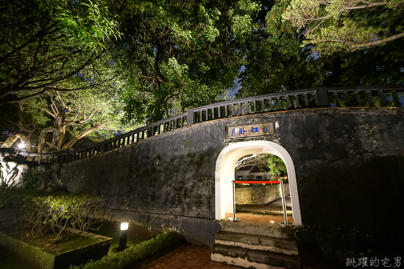 IG網美拍起來! 板橋林家花園光雕穿梭時空耍浪漫 蝶舞光綴跟我這樣拍 樓亭閣樓古典風美到炸 新北市民免費入場，週5週6夜間限定，一連2個月拍好拍滿