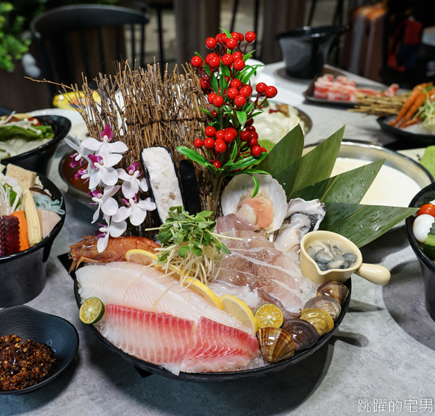 [台北中山區美食]天棧鍋物-超狂壽星優惠看這裡 幾歲就算送幾隻蝦 4人同行送8吋蛋糕  不要菜還能換肉換大蝦 有停車場 冰淇淋 咖啡 吃到飽  提供商業午餐299元 (內有詳細菜單) 行天宮美食 中山區火鍋