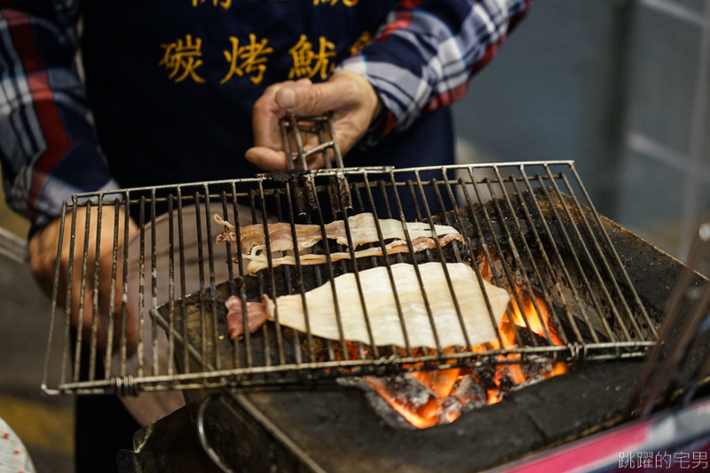 [嘉義住宿推薦]蘭桂坊花園酒店-轉角就是文化路夜市  飯店免費停車場&豐富早餐  阿霞火雞肉飯的五味鮮蚵讓我驚呆了 帥阿公傳統飲料 我自己的嘉義美食地圖