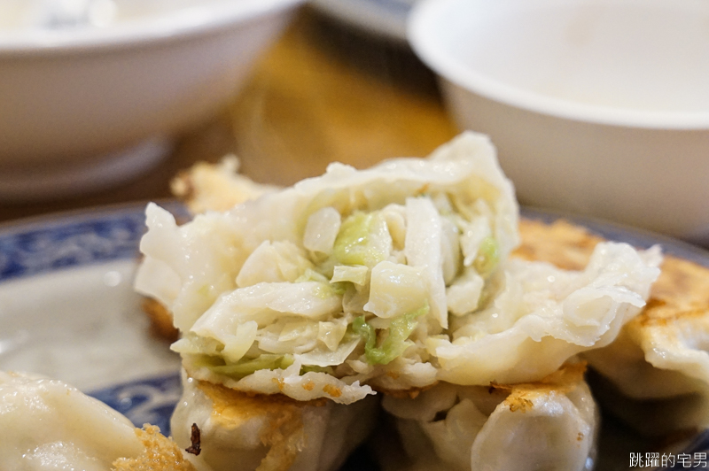 [花蓮美食]楊家大鍋貼-水蛋餅充滿古早味 口感圓潤一吃就愛上 花蓮蛋餅 花蓮早餐