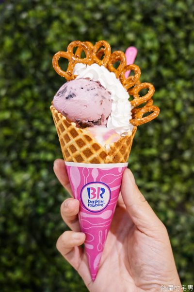 31冰淇淋京站店  冰淇淋可麗餅獨家限定  跳跳糖20周年紀念版增量2倍 台北火車站美食又多一間