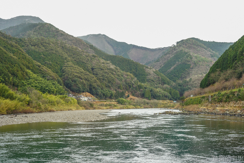 [四國愛媛旅遊]你所不知道的宇和島景點美食 5天4夜開車自駕行程推薦  體驗300年日本鬥牛文化  穿上盔甲品嘗400年前籓主料理 只給台灣人的免費機場巴士 宇和島觀光地圖下載 宇和島名產 鯛魚全席 珍珠DIY  四國愛媛自由行