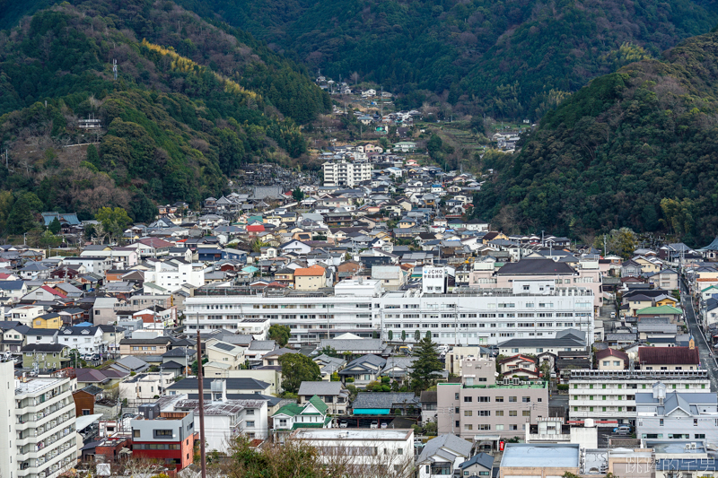 [愛媛宇和島景點]宇和島城–面對豐後水道 日本僅存江戶時代前建造12座天守閣之一 ，看海全木製天守閣 僅此一家  愛媛自駕行程 四國旅遊景點