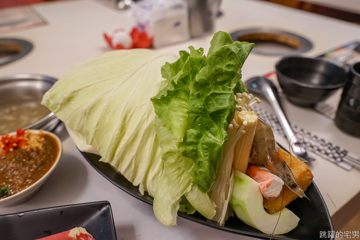 [花蓮美食]根本是被火鍋耽誤的滷肉飯專賣店! 鍋神日式涮涮鍋 滷肉飯好吃到連吃2碗 滷肉自己加吃到爽 飲料、冰淇淋無限提供 花蓮宵夜 花蓮火鍋