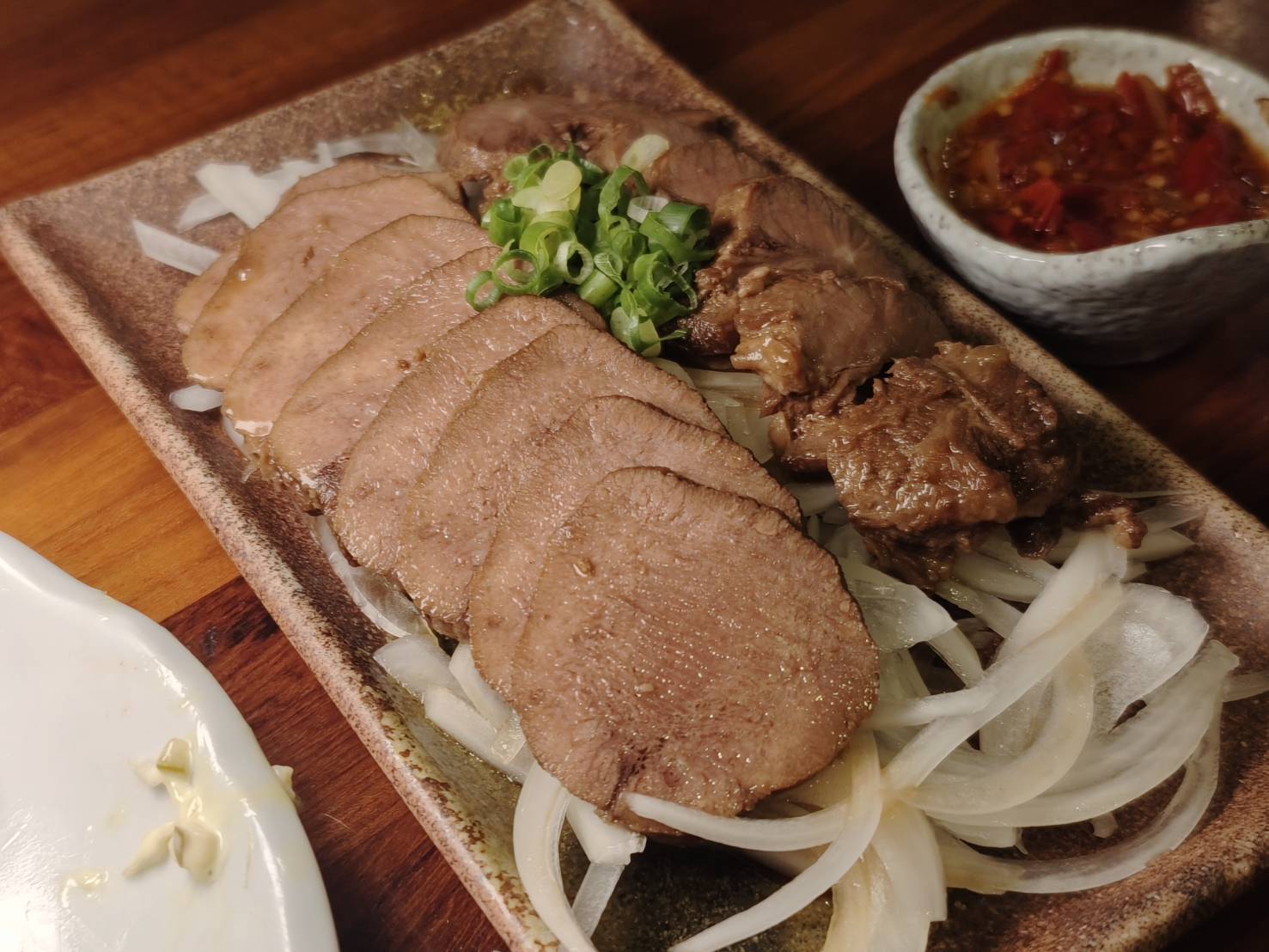 木子食堂酒屋-花蓮居酒屋氣氛好 烤豬五花 馬鈴薯燉肉打中我的心 花蓮宵夜 花蓮美食