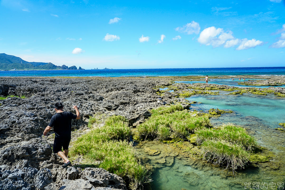 [蘭嶼旅遊] 野銀冷泉- 自然湧出沁涼冷泉與夢幻藍海大自然美麗景象 IG網美蘭嶼必去景點  淺水區親子戲水也很適合 蘭嶼景點推薦