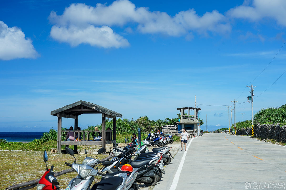 [蘭嶼旅遊] 野銀冷泉- 自然湧出沁涼冷泉與夢幻藍海大自然美麗景象 IG網美蘭嶼必去景點  淺水區親子戲水也很適合 蘭嶼景點推薦