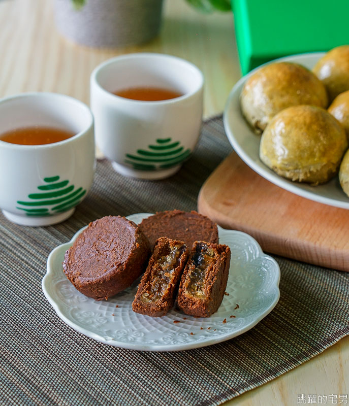 台灣茶甜點第一品牌快閃台北京站廣場!  鐵觀音麻糬蛋黃酥 保證現烤好吃不過夜 紅玉珍珠鳳梨酥居然這麼好吃 滿滿茶香奶油酥餅 TDH貓茶町 台北伴手禮推薦  台北甜點蛋黃酥 文山區甜點 中秋節月餅