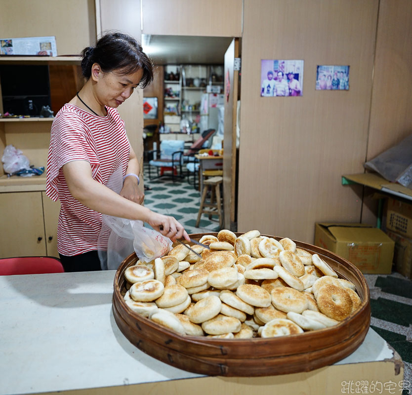 [馬祖北竿行程推薦]塘歧村小旅行-北竿美食懶人包 魚之鄉魚麵 鮮美廉餅店 佳佳早餐店 發師傅黃金餃 北竿小吃 北竿住宿  北竿景點推薦 馬祖伴手禮  馬祖高粱