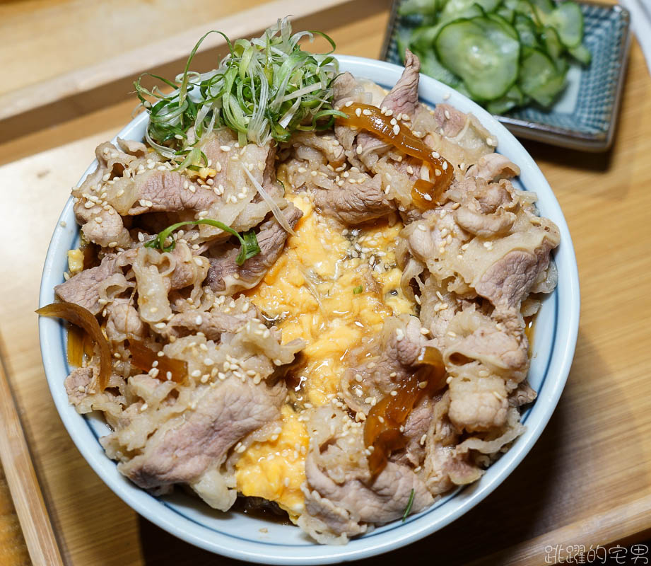 [花蓮美食]太子豚骨ラーメン  歐姆蛋牛丼一吃就愛吃  太子拉麵  炸豬排 鮮蝦可樂餅不輸名店  日本奶奶教的咖哩飯濃稠得化不開 花蓮咖哩飯 花蓮牛丼