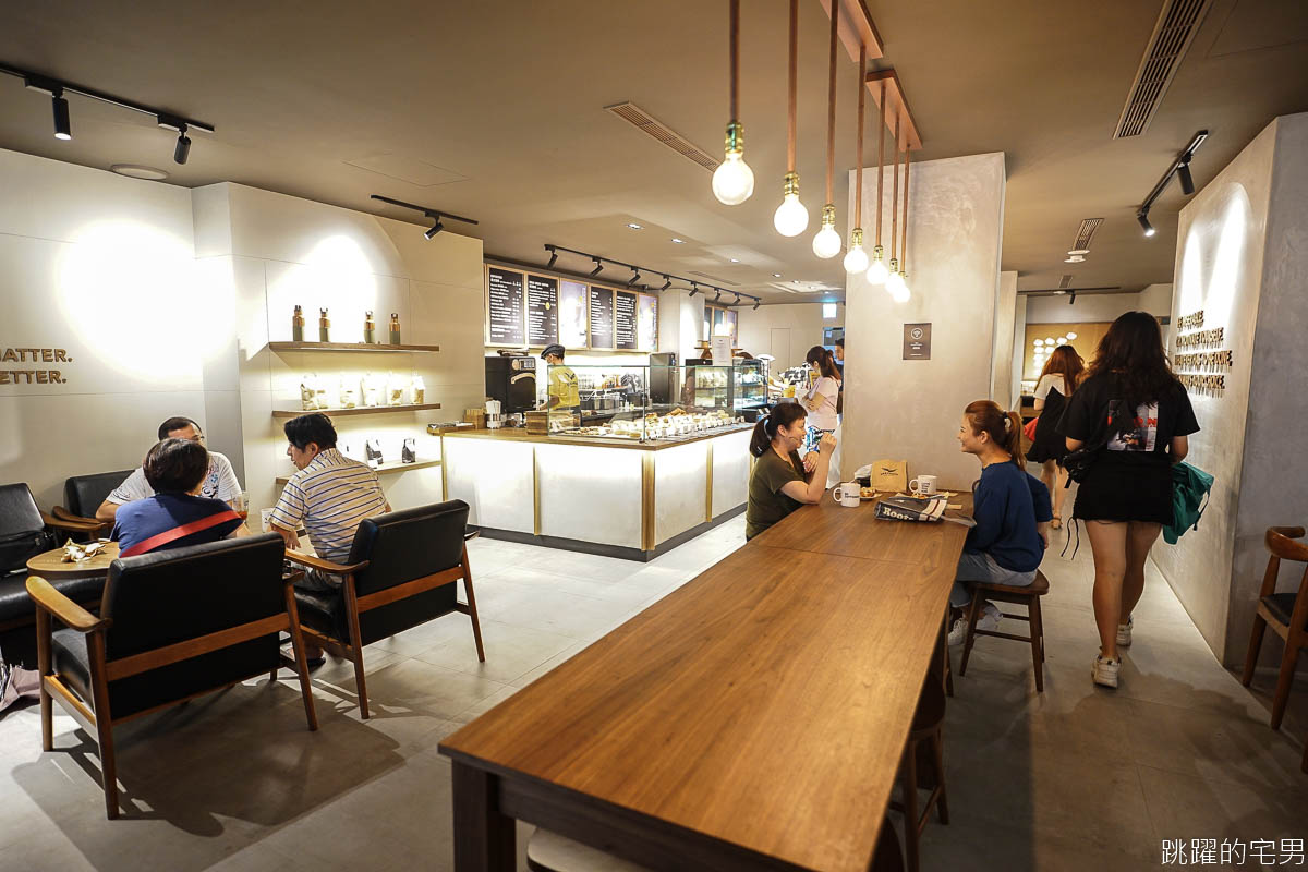 [東區工作咖啡廳]比星巴克還方便 每個座位都有插座 Dreamers Coffee  忠孝復興不限時有插座WIFI咖啡廳 早上7點營業 鹹食、鍋煮奶茶、甜點、沙拉、肉桂捲  Dreamers Coffee菜單 台北不限時咖啡廳