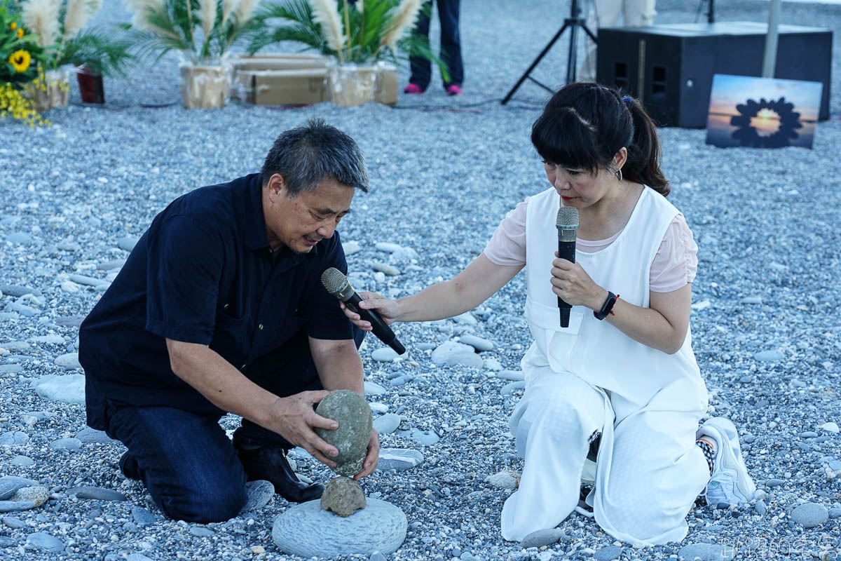 [花蓮旅遊]七星潭賞星疊石音樂會-花蓮海灘配上絕美夢幻星空 熱情如火音樂會  全台唯一玩疊石只有在花蓮