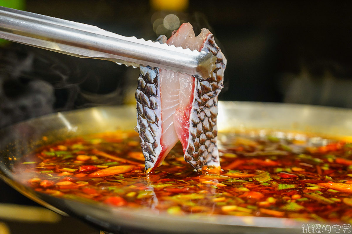 [花蓮美食]夯肉中式餐酒館- 網美餐廳吃中菜，桶仔雞、麻辣燙 烤黑喉 份量足到吃不完 花蓮有包廂餐廳還能唱歌 花蓮聚餐好選擇