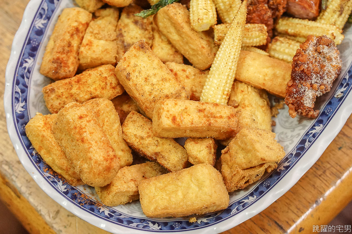 [台南北區美食]文賢鹹酥雞- 台南這間30年的鹹酥雞 從小孩吃到當爸爸還在吃 咕咾肉 手工地瓜薯條 還有脫油機吃起來更清爽 台南鹹酥雞