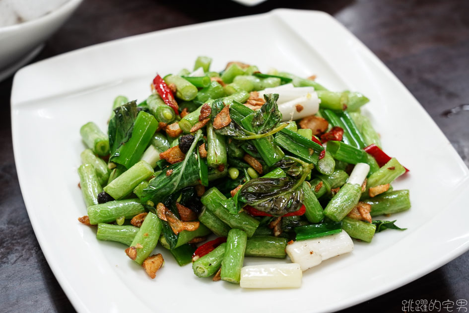 [花蓮美食]福華小吃-古早味炸肉排 無調味就有滿滿豬肉鮮甜 芋頭控必點鹹蛋黃芋棗 花蓮宵夜