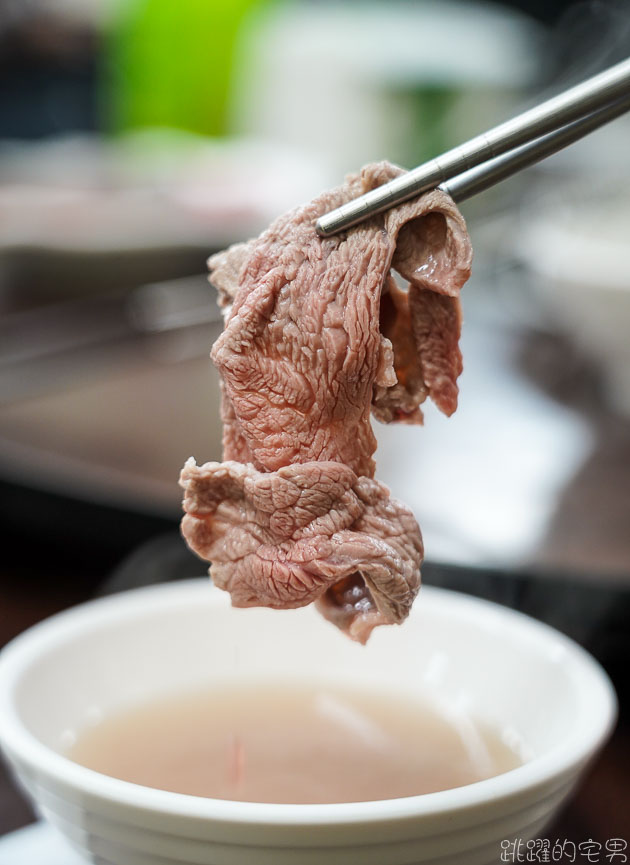 [花蓮吉安美食]羴德生料理 -現宰花蓮溫體羊肉 現烤羊肋排好吃到犯規! 毫無騷味超鮮甜! 直接上一隻羊腿也太豪邁! 麻辣羊皮吃到冒汗都停不下 花蓮溫體羊吃過就ㄉㄧㄠˊ住 愛玩客花蓮美食推薦 羴德生料理菜單2022