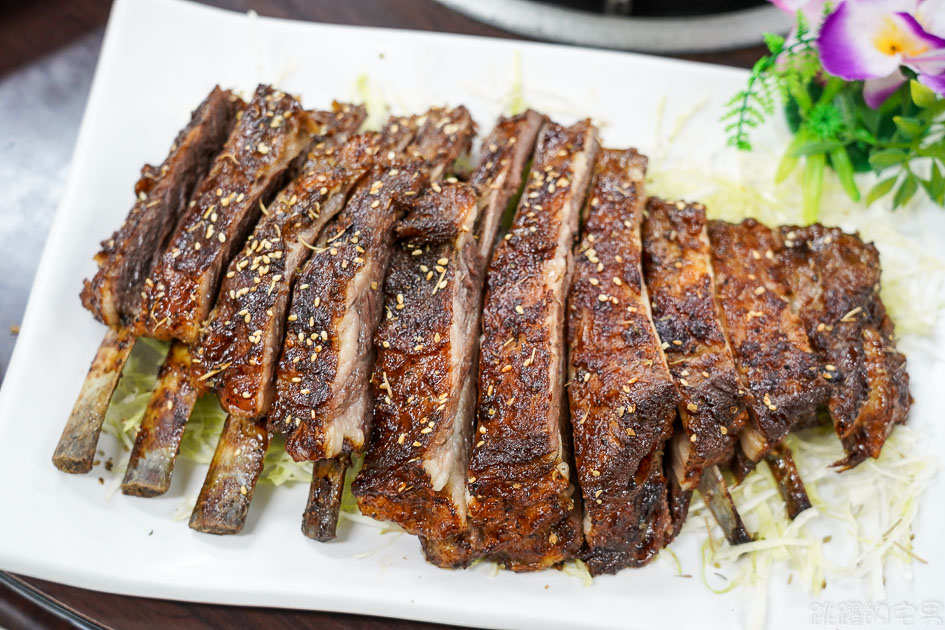 [花蓮吉安美食]羴德生料理 -現宰花蓮溫體羊肉 現烤羊肋排好吃到犯規! 毫無騷味超鮮甜! 直接上一隻羊腿也太豪邁! 麻辣羊皮吃到冒汗都停不下 花蓮溫體羊吃過就ㄉㄧㄠˊ住 愛玩客花蓮美食推薦 羴德生料理菜單2022