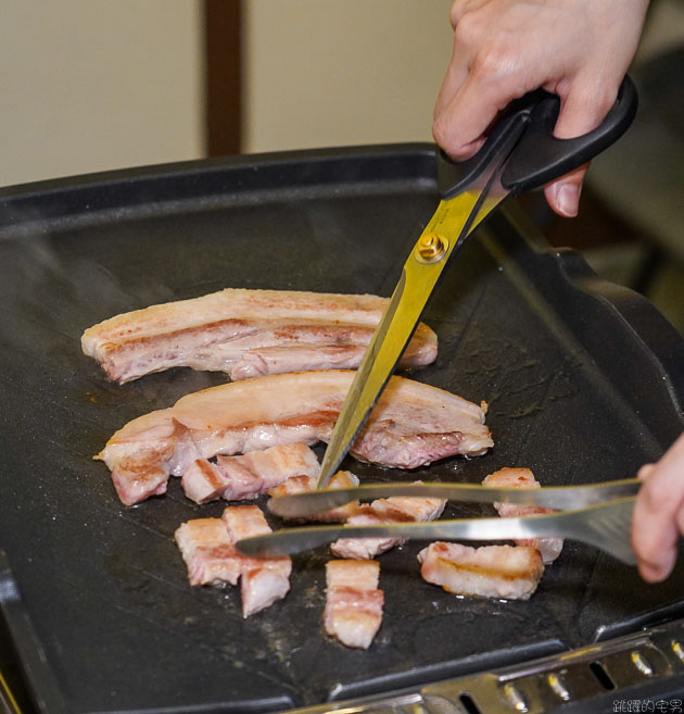 [花蓮美食]延壽亭韓食-花蓮韓式料理新開店 提供代客烤肉，低溫熟成豬肉單點也230元 韓式豆腐鍋跟石鍋拌飯180元起 還營業到凌晨1點 生意超好一定要訂位 花蓮宵夜 延壽亭韓食菜單