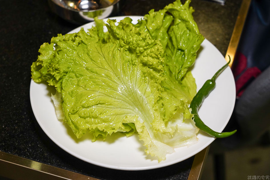 [花蓮美食]延壽亭韓食-花蓮韓式料理新開店 提供代客烤肉，低溫熟成豬肉單點也230元 韓式豆腐鍋跟石鍋拌飯180元起 還營業到凌晨1點 生意超好一定要訂位 花蓮宵夜 延壽亭韓食菜單