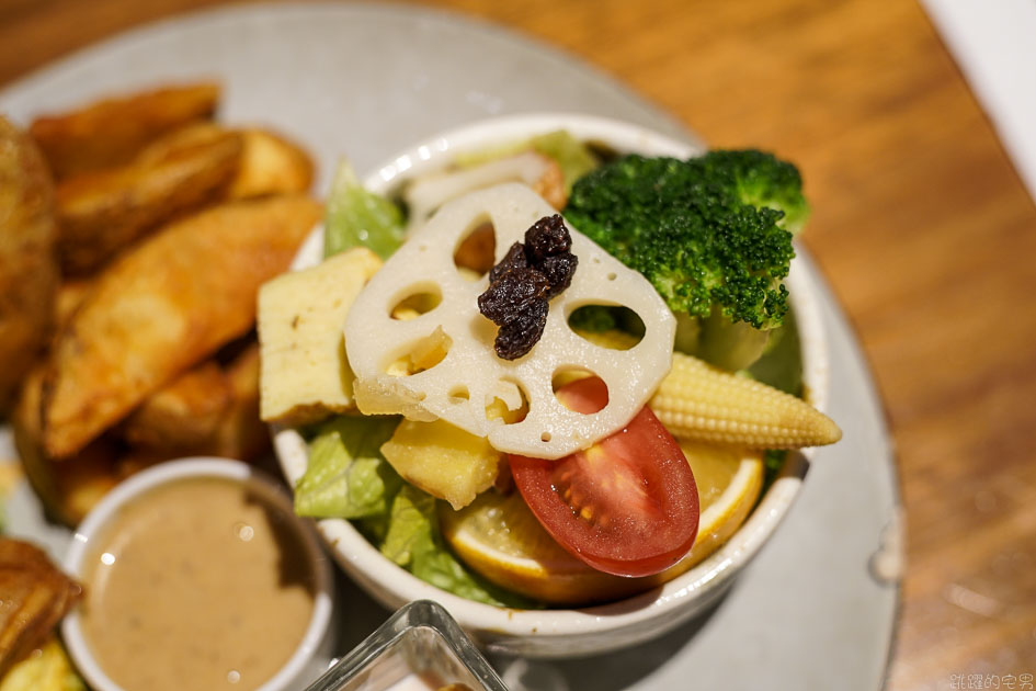 [花蓮美食]黑羽貝果-挑戰花蓮最濃郁肉桂捲 口感超有層次讓我秒愛上 貝果也是必點 黑羽貝果菜單 花蓮早午餐 花蓮甜點 花蓮貝果