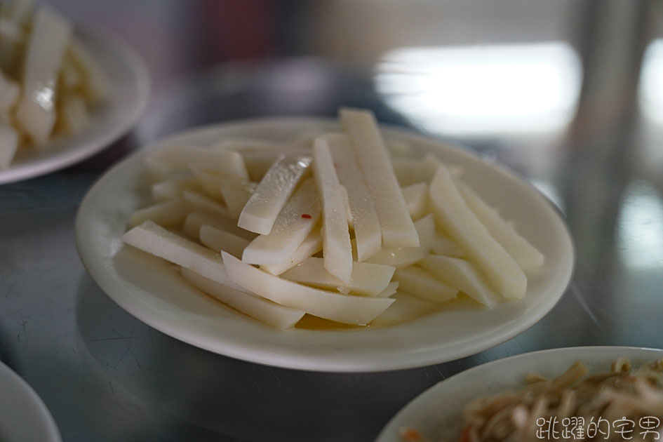 [花蓮美食]山西麵食館-口感紮實超入味，必點情感濃烈酸辣湯  好久沒喝這麼爽快了 山西麵食館菜單 山西刀削麵 花蓮刀削麵 花蓮麵店