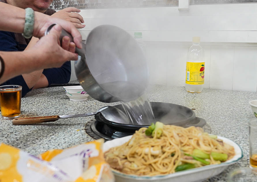 [花蓮火鍋]好旺蒜頭雞-原來蒜頭雞要這樣吃 味道竟然差這麼多! 這麼多年我都吃錯啦! 花蓮30年老店 花蓮宵夜 好旺蒜頭雞菜單