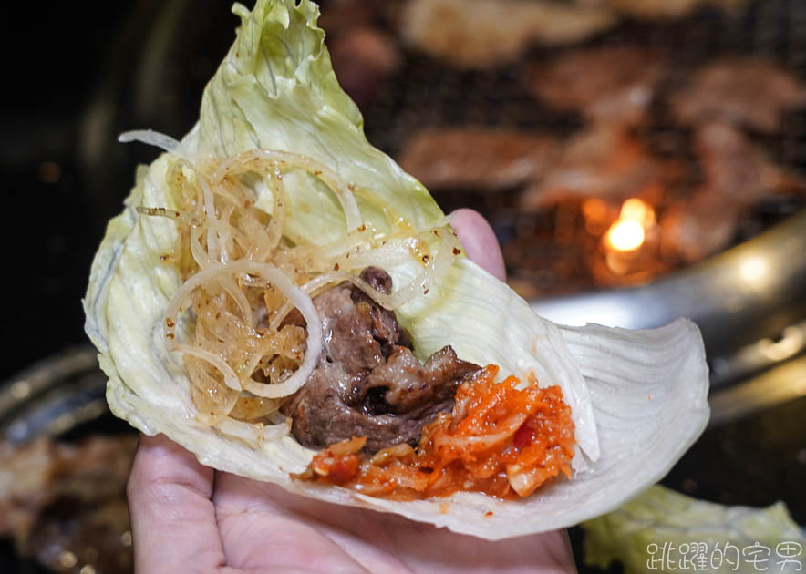 [花蓮美食]石屋燒肉火鍋- 花蓮燒肉吃到飽評論2500則 4.5顆星 還有哈根達斯無限吃 牛排 海鮮 蝦子 鮑魚烤給他爽 這樣還不吃爆  花蓮吃到飽 花蓮火鍋吃到飽